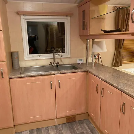 Comfortable Static Caravan كوكيرماوث
