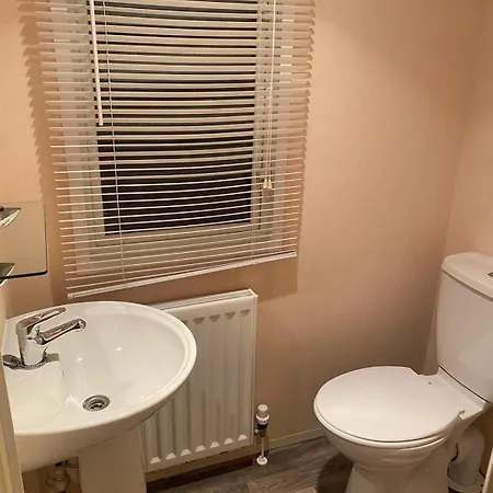 بيت للعطل Comfortable Static Caravan