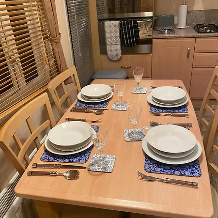 Comfortable Static Caravan بيت للعطل كوكيرماوث
