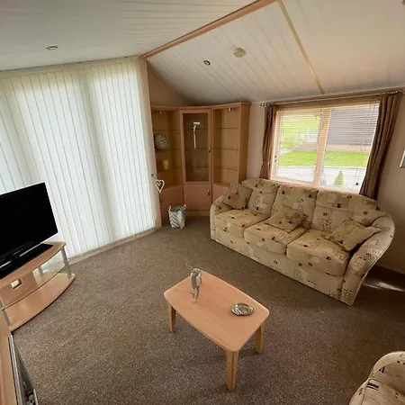 Comfortable Static Caravan *