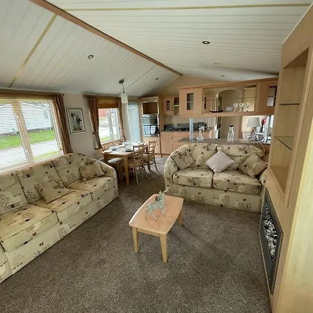 Comfortable Static Caravan بيت للعطل